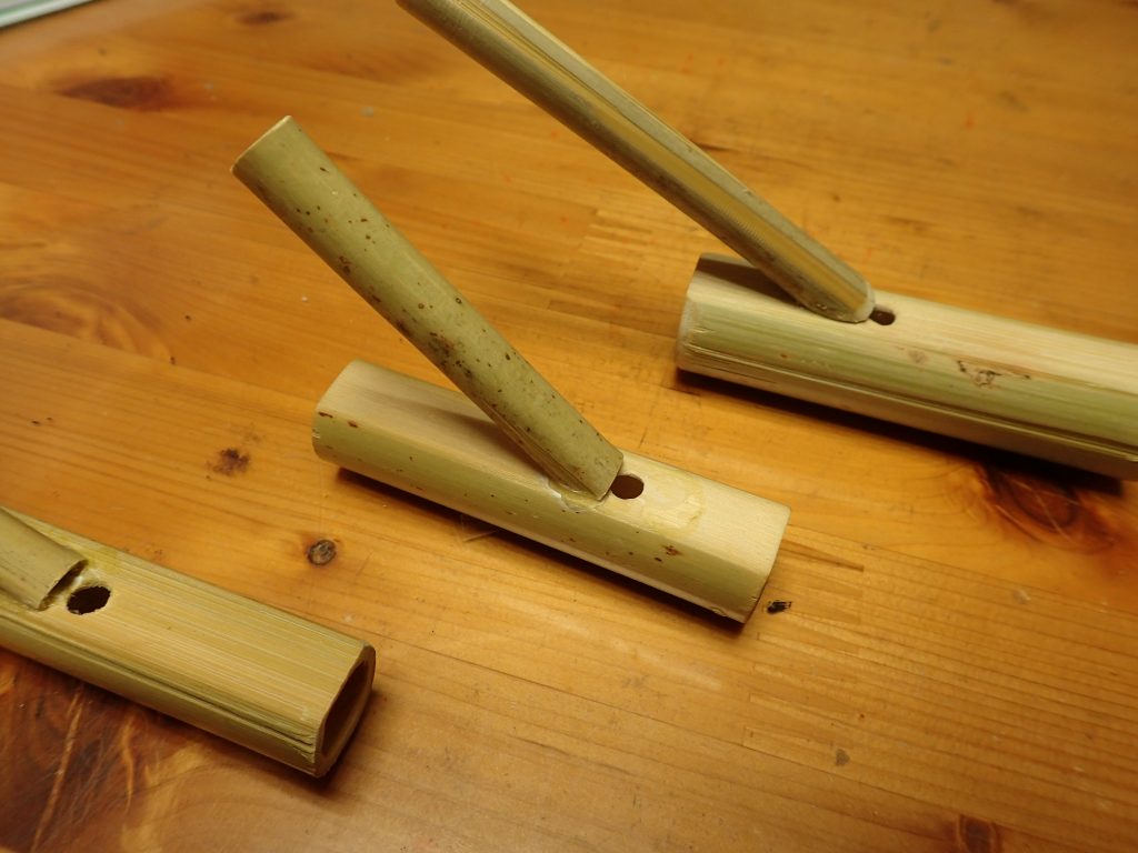 竹で作るうぐいす笛 三重県上野森林公園